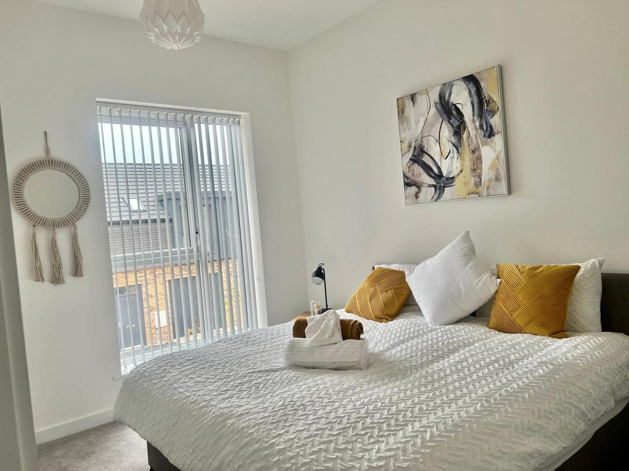 The Parkes A Stylish 3Br House, 5 Mins From Central Birmingham Close To The Edgbaston Stadium, The Hippodrome, Uob, Aston And Bcu, China Town, Kings Heath Bhx Airport And Much More Buitenkant foto