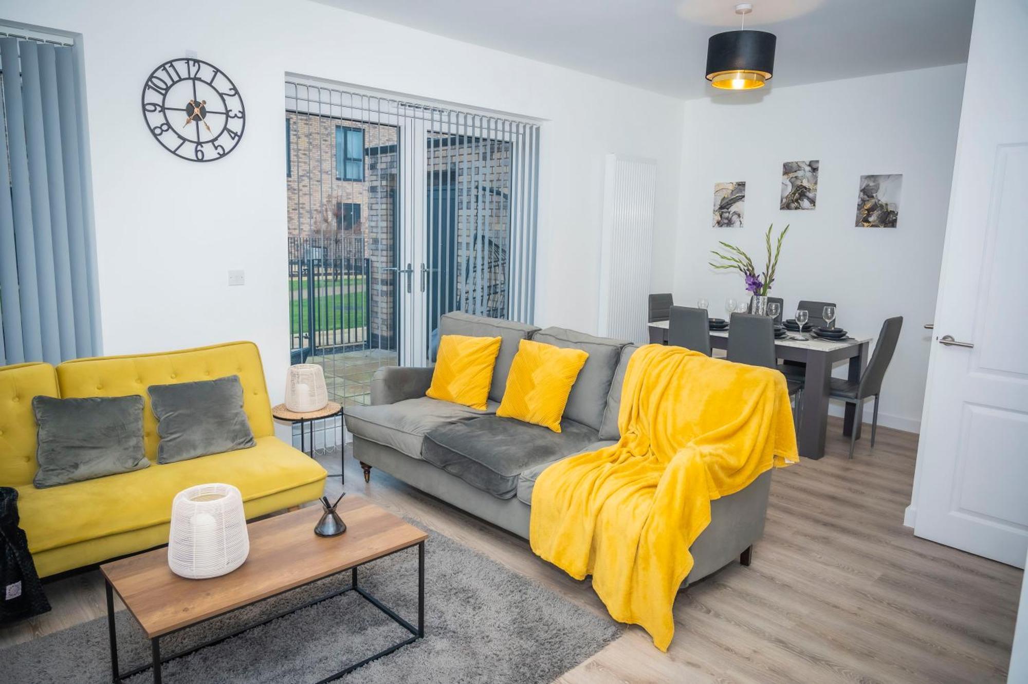 The Parkes A Stylish 3Br House, 5 Mins From Central Birmingham Close To The Edgbaston Stadium, The Hippodrome, Uob, Aston And Bcu, China Town, Kings Heath Bhx Airport And Much More Buitenkant foto