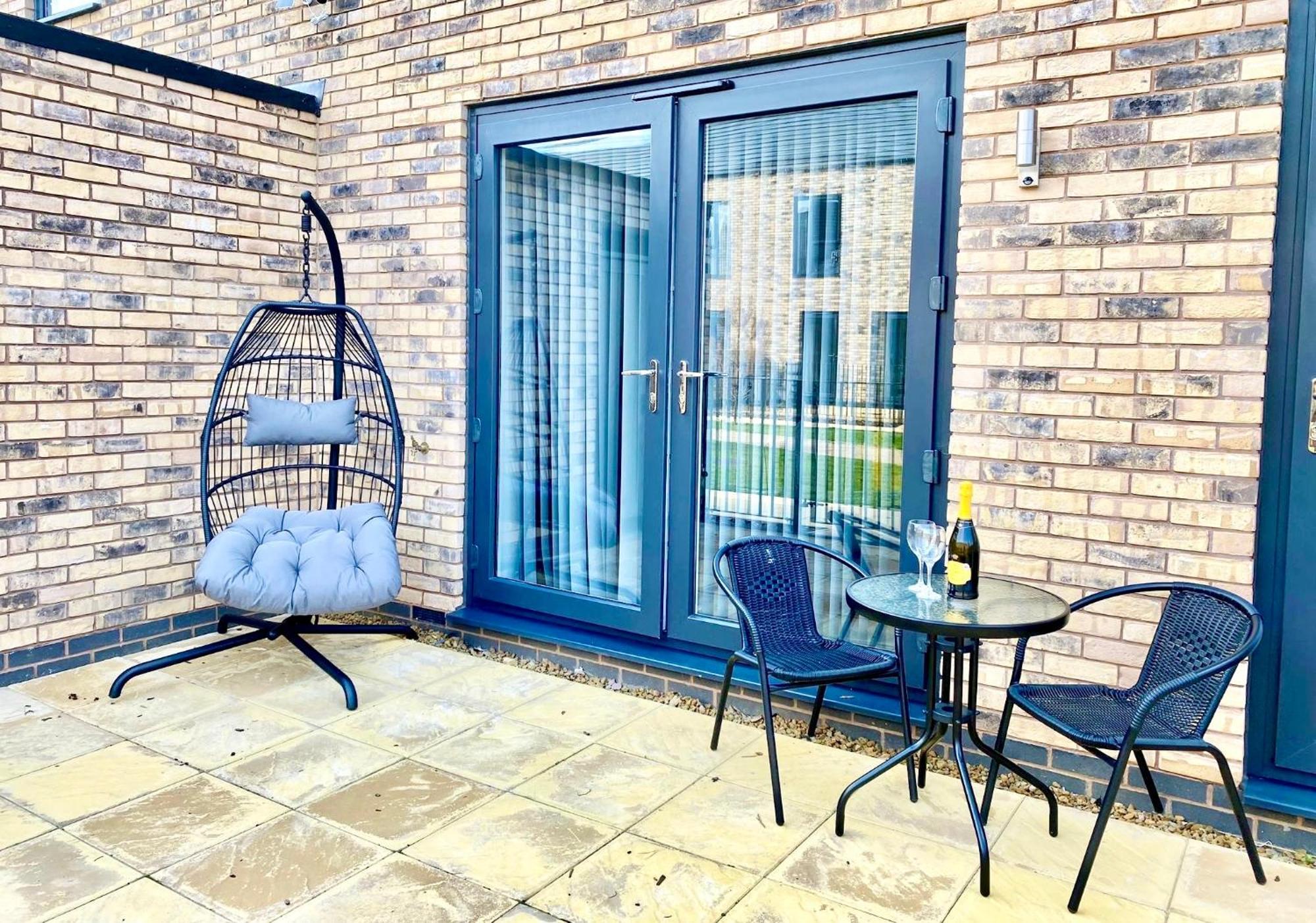 The Parkes A Stylish 3Br House, 5 Mins From Central Birmingham Close To The Edgbaston Stadium, The Hippodrome, Uob, Aston And Bcu, China Town, Kings Heath Bhx Airport And Much More Buitenkant foto